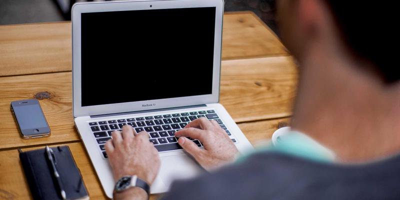 探秘地球年轮:恩施咸丰坪坝营四洞峡徒步全攻略 | 穿越喀斯特穿洞群落与原始森林秘境